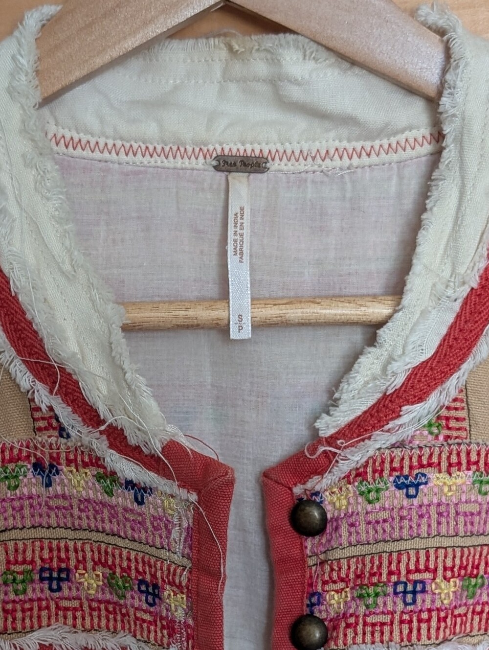 Free People Prairie Swing Top *Small * Frayed Detail - Picture 3 of 3
